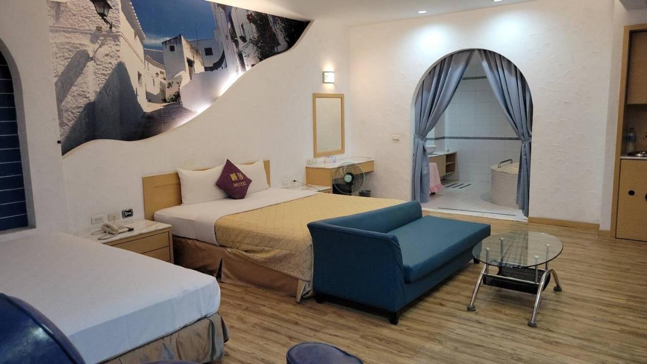 Lisa Motel Kaohsiung Exterior photo
